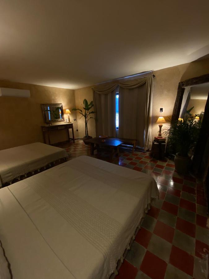 Casa Silice Guesthouse Valladolid  Eksteriør billede