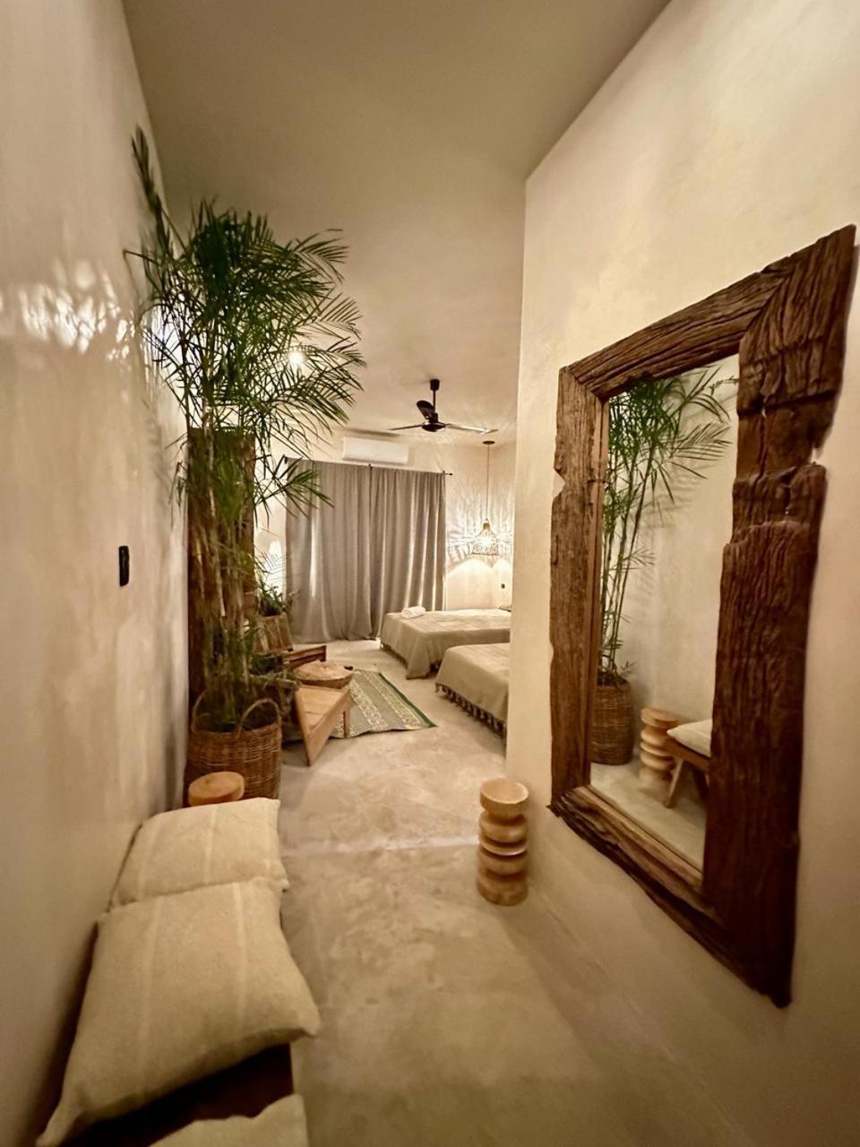 Casa Silice Guesthouse Valladolid  Eksteriør billede